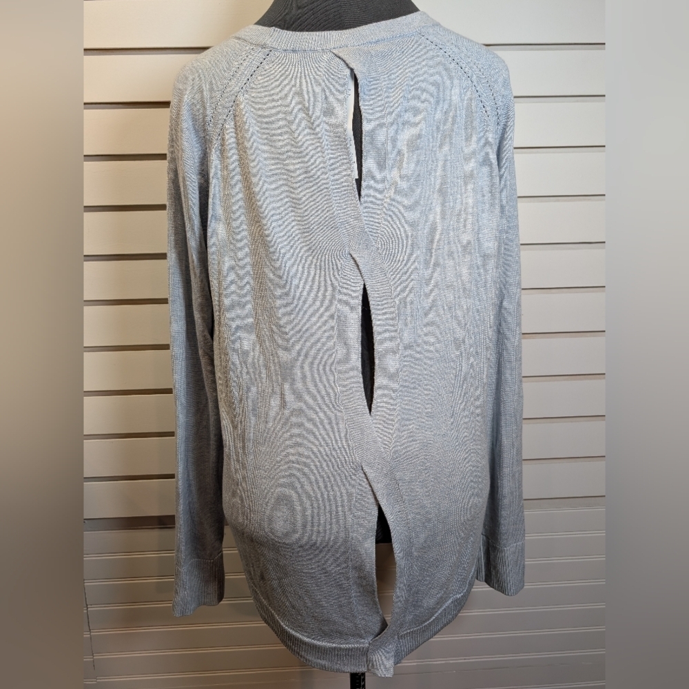 Lululemon Lead With Your Heart Sweater Size 10 Heathered Starlight EUC - Picture 7 of 9